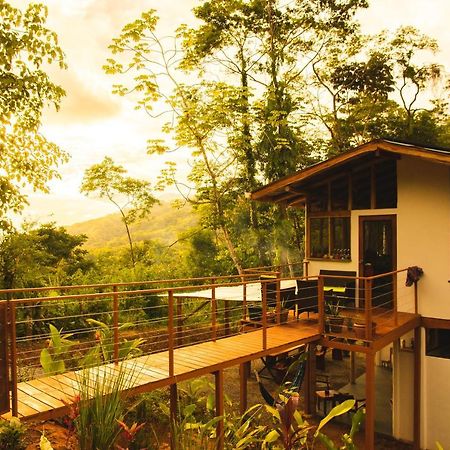 Oasis Uvita Bed & Breakfast Exterior photo