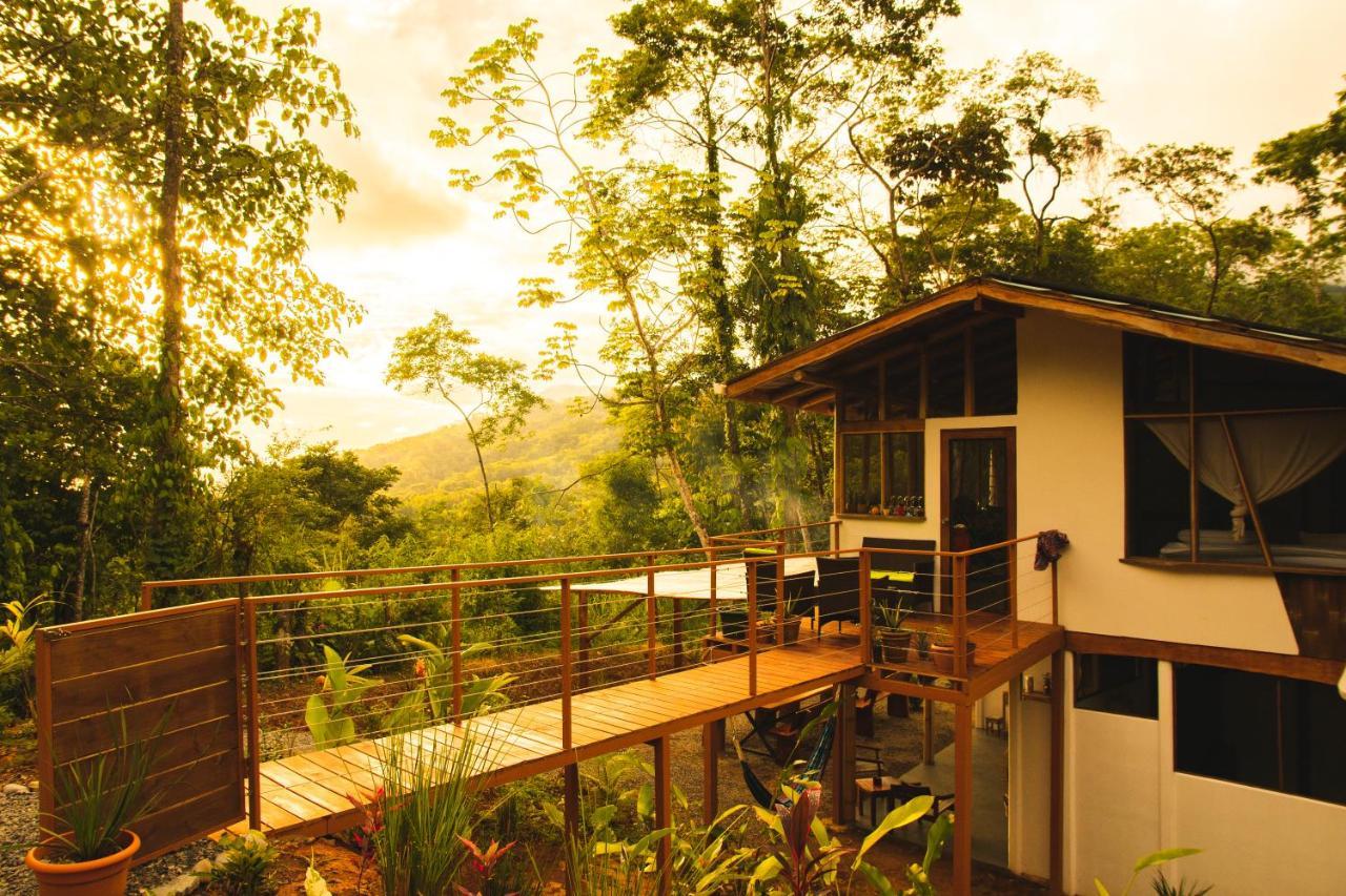 Oasis Uvita Bed & Breakfast Exterior photo